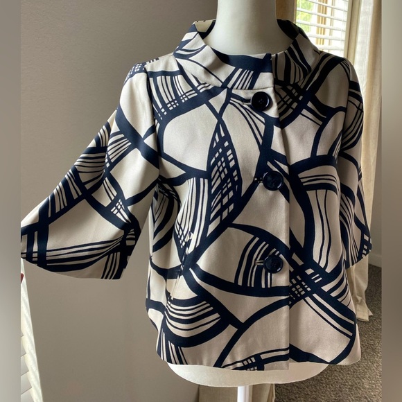 Anne Klein Jacket Cape - Picture 2 of 5